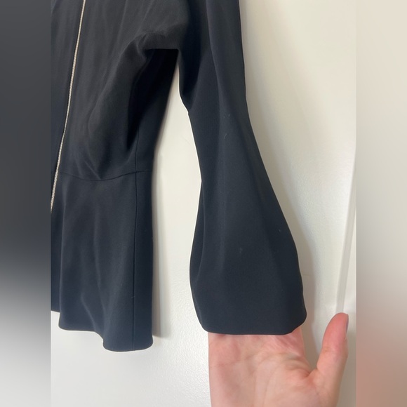 🌟 Elie Saab Black Crepe Peplum Top – Size 36 (IT/FR) - Picture 10 of 11